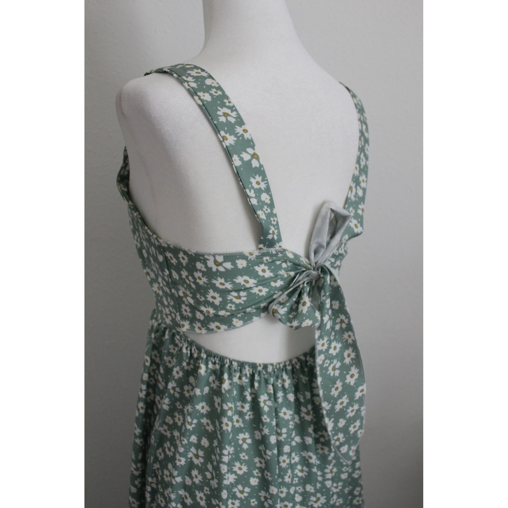 Sage Green Daisy Floral Tiered Maxi Dress Square Neck Tie Back Cutout Boho - Picture 3 of 7